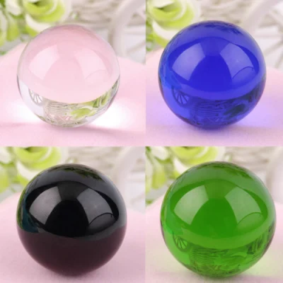 Esfera de cristal de bola de cristal mágica clara colorida asiática